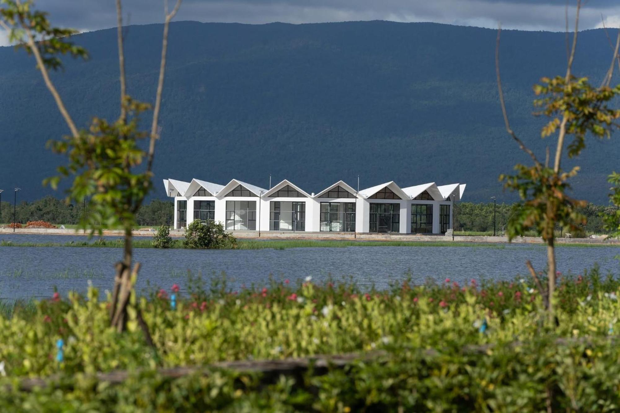 Wonderland Suites And Resort Сиануквиль Экстерьер фото